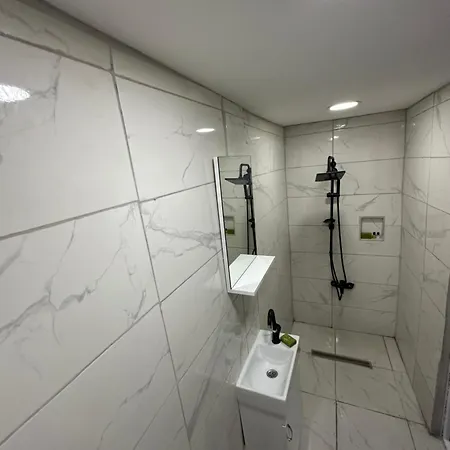 Reyna Aparthotel Yildirim